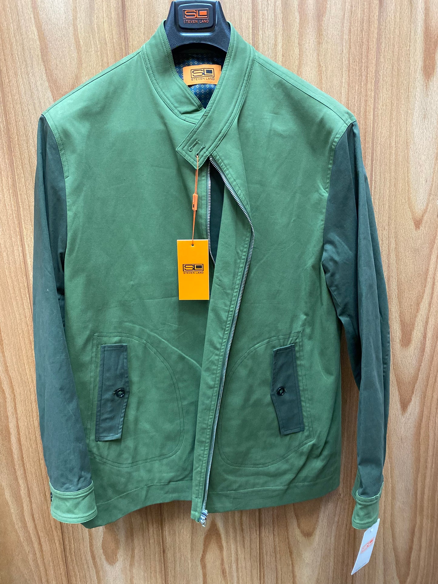 Steven Land Austin B202 Green Walking Suit