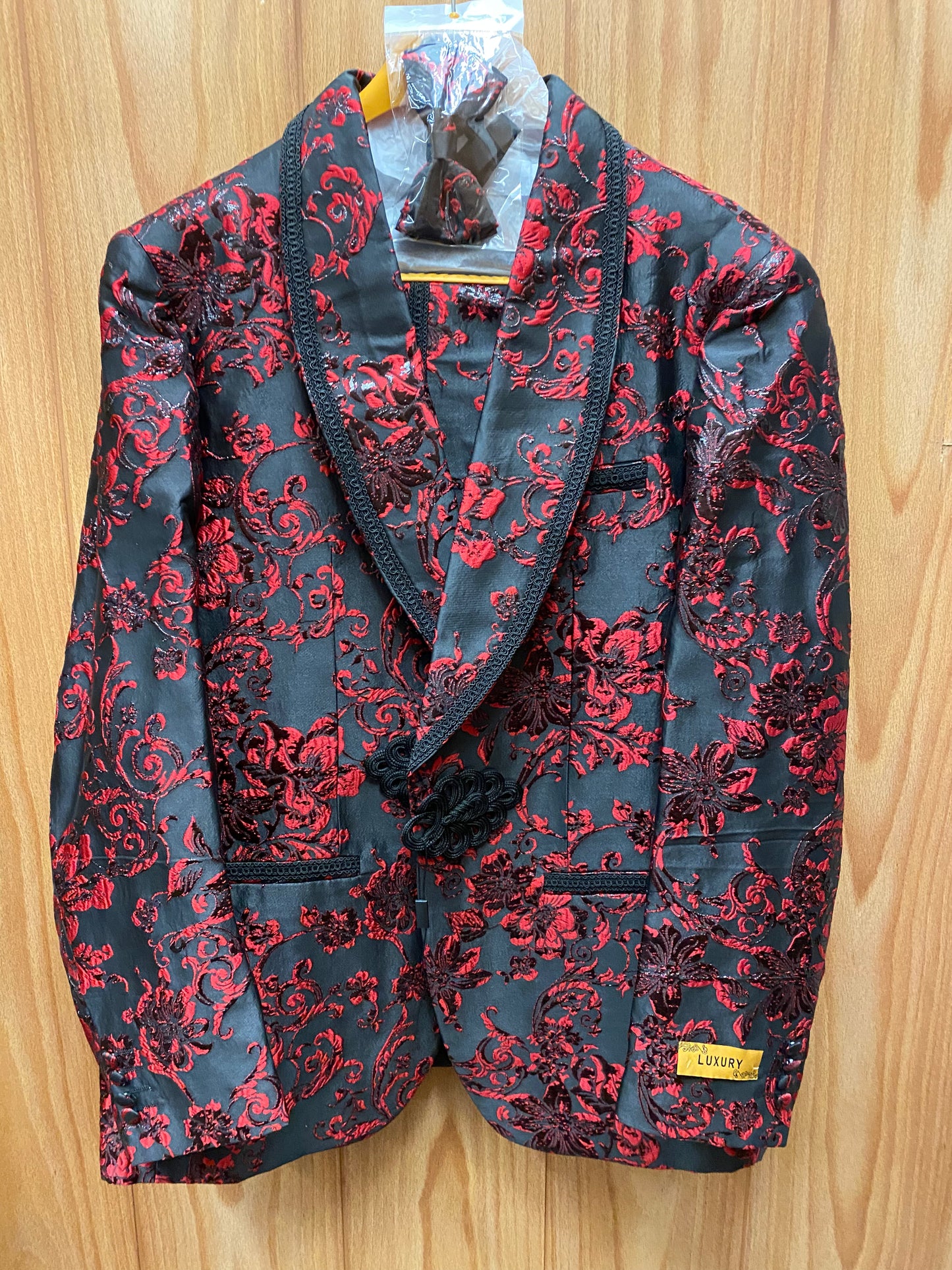 Luxury Red/Black Floral 2-Piece Modern Fit Suit