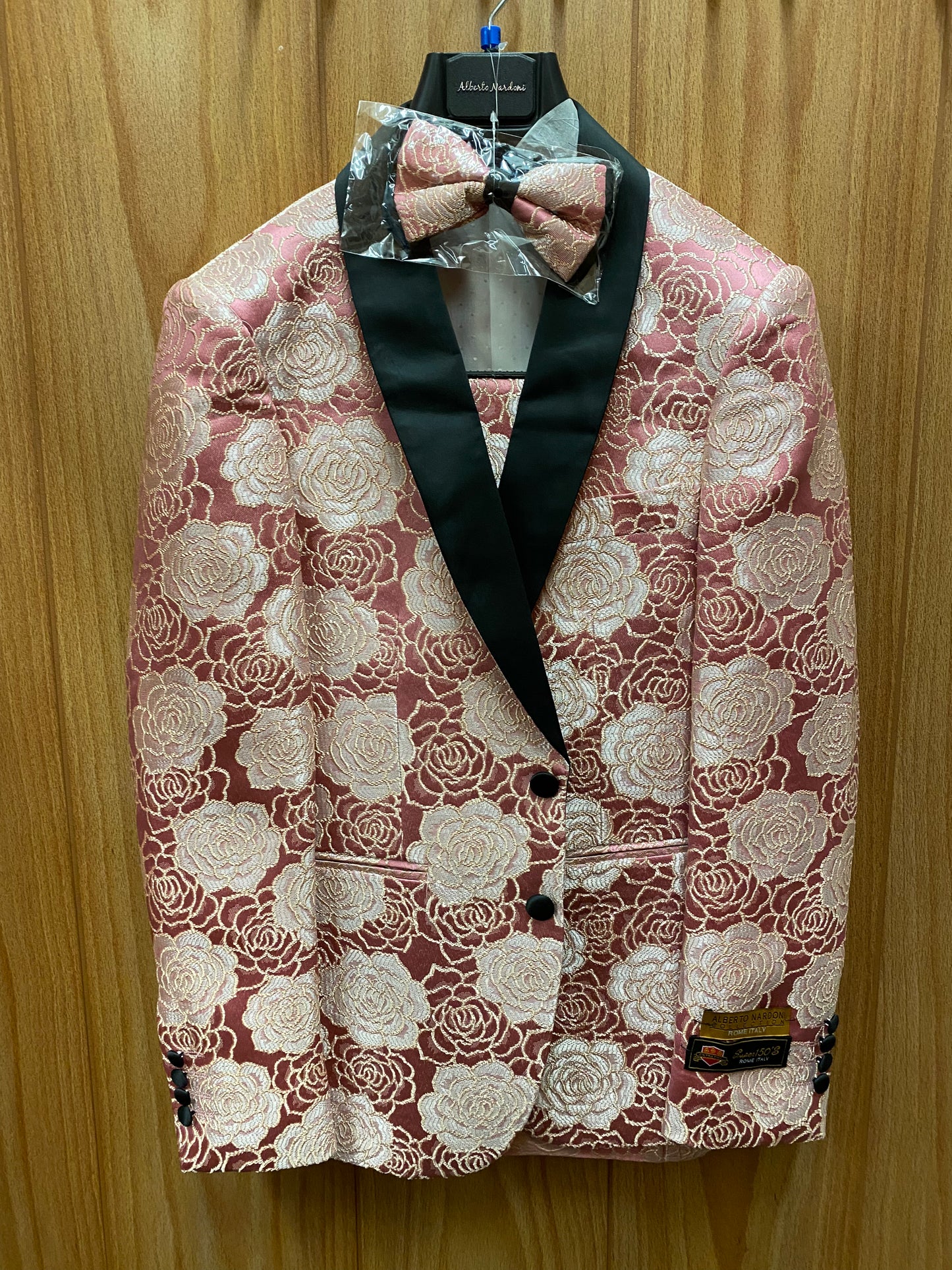 Alberto Nardoni Rose color with Rose Print 2-Piece Slim Fit Suit