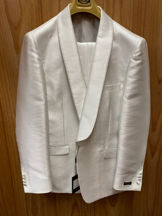 Versailles White Tuxedo 40R Romeo V-03