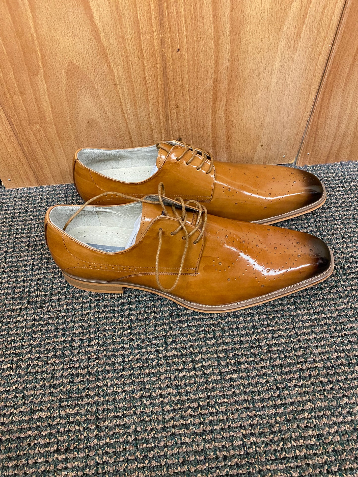 Giovanni Joel Tan Leather Hand-made Lace-up Dress Shoes