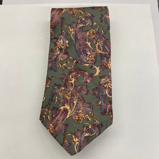 100% silk made in USA 🇺🇸 Tie