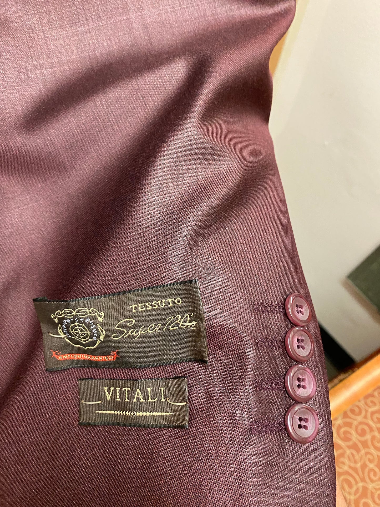 Vitali Burgundy 2-Piece Suit 68L G3090