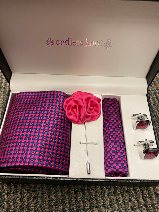 Endless Knot Gift Box